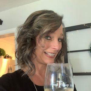 Meet your Posher, Beth